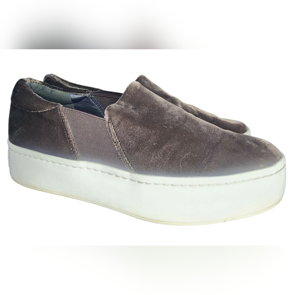 Vince Warren Brown Velvet Slip-On Sneakers, Womens 5.5​ - Picture 2 of 7